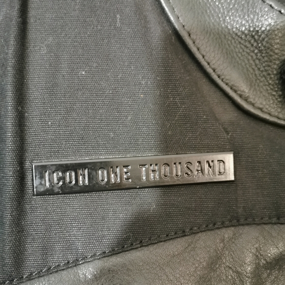 Motorcycle jacket Icon 1000 - Picture 2 of 5